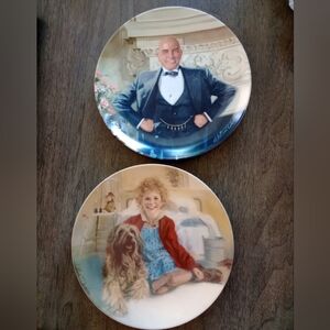 Annie And Daddy Warbuck Authentic Knowles Collector Plates 1982 Fine China